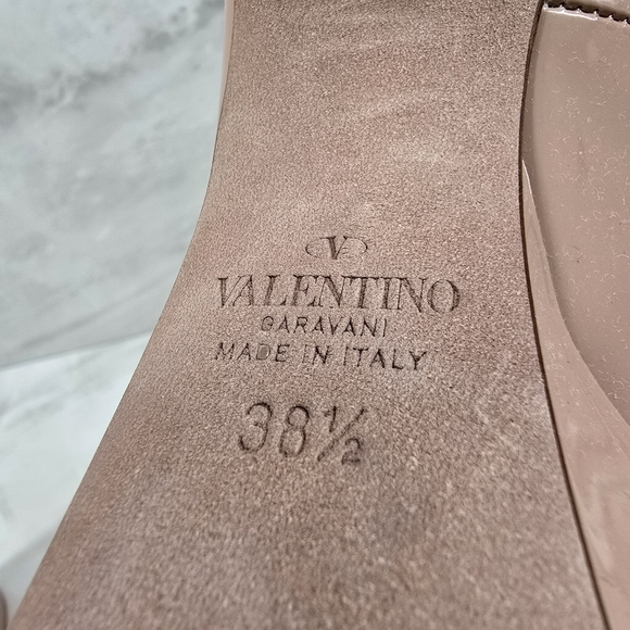 Valentino Garavani Heels - Picture 9 of 10